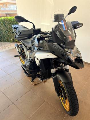 BMW R 1300 GS TRIPLE BLACK BMW R 1300 GS TRIPLE BLACK
